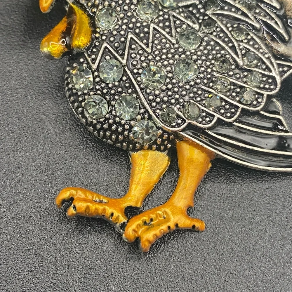 Pewter Rooster Brooch Studded with Rhinestones and Gold Enamel comb and feet - Picture 4 of 10